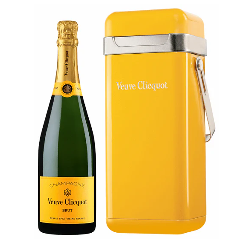 Veuve Clicquot Yellow Label Brut Gift Set